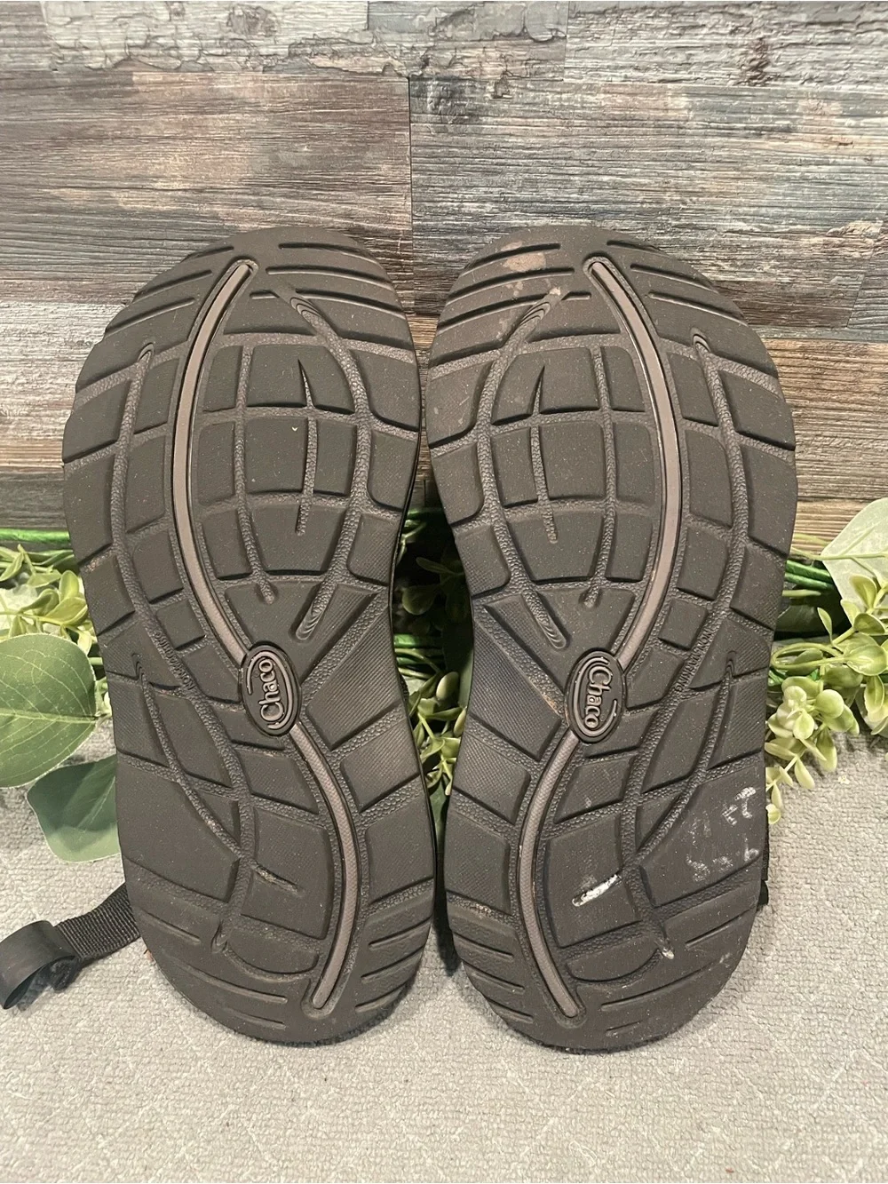 Chaco Z/2 Classic Hiking Sandal Size 7 Women's